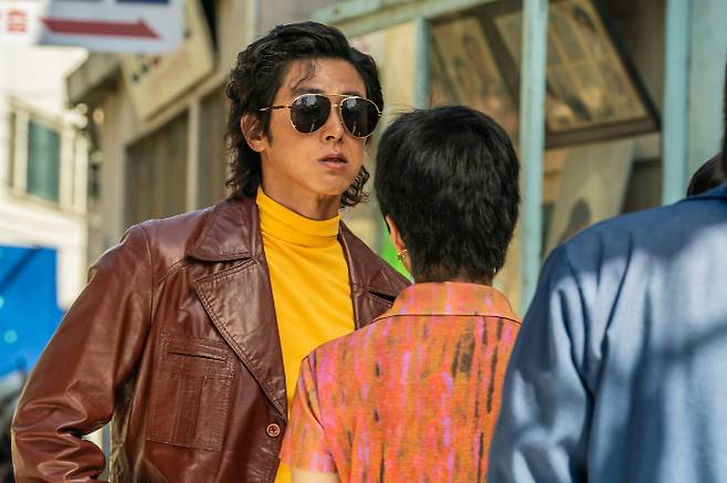 디즈니+ 시리즈 '파인: 촌뜨기들'. 월트디즈니 컴퍼니 코리아 제공