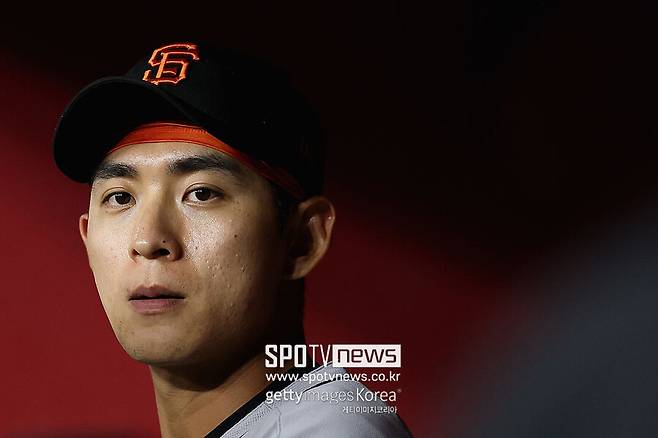 이정후는 13일(한국시간) 미국 캘리포니아주 샌프란시스코 오라클파크에서 열린 2025 메이저리그 샌디에이고 파드리스와 경기에 7번 타자 중견수로 선발 출전해 4타수 1안타로 경기를 마쳤다. 시즌 타율은 0.256를 유지했다.