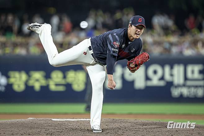 롯데 자이언츠 나균안