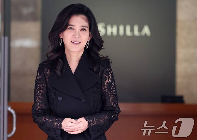 이부진 호텔신라 대표이사 사장이 20일 오전 서울 중구 삼성전자 장충사옥에서 열린 호텔신라 주주총회에 참석한 후 하고 있다. 2025.3.20/뉴스1 ⓒ News1 김성진 기자