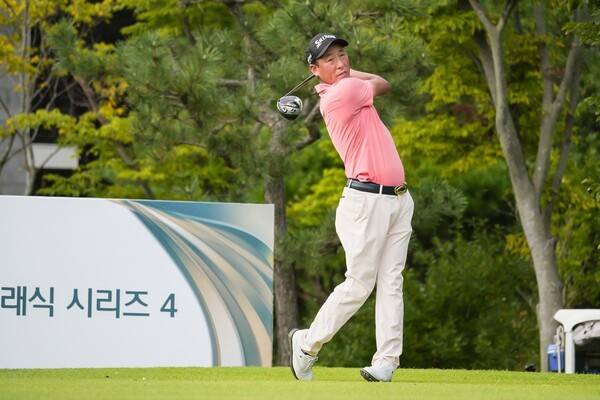 14일 전북 고창 소재 고창CC 비치 블루 코스(파72)에서 열린 'KPGA 레전드 클래식 4(총상금 1억 5천만 원)' 우승자 현필식. /사진=KPGA