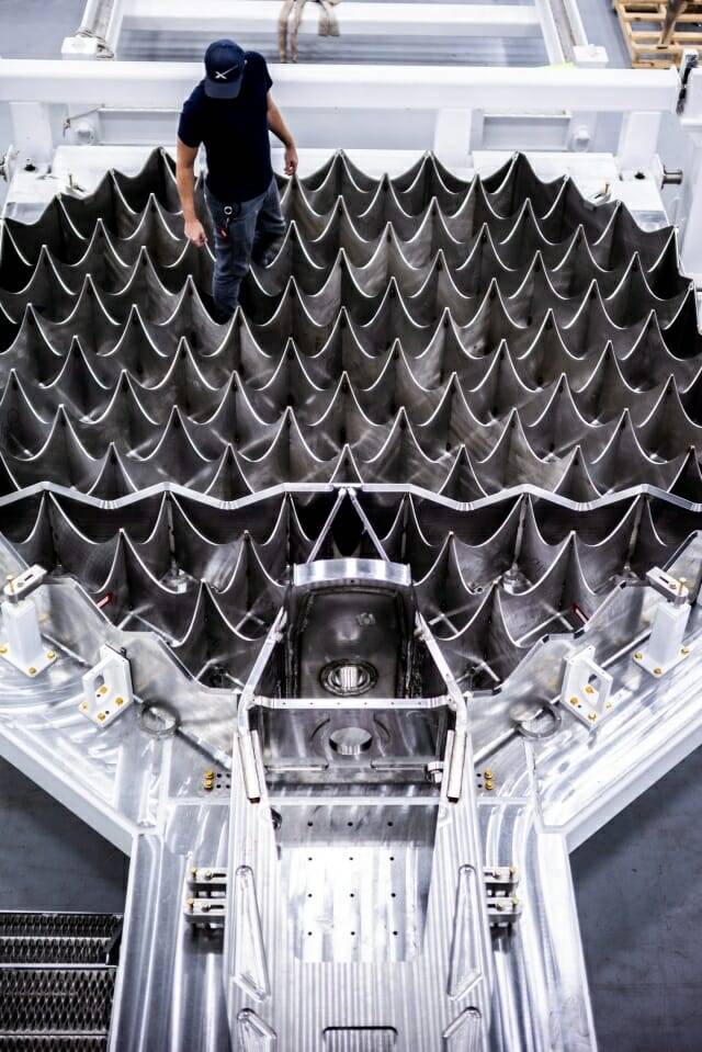 스페이스X가 슈퍼헤비 로켓의 그리드 핀을 다시 설계해 공개했다. (사진=스페이스X 엑스 @SpaceX)
