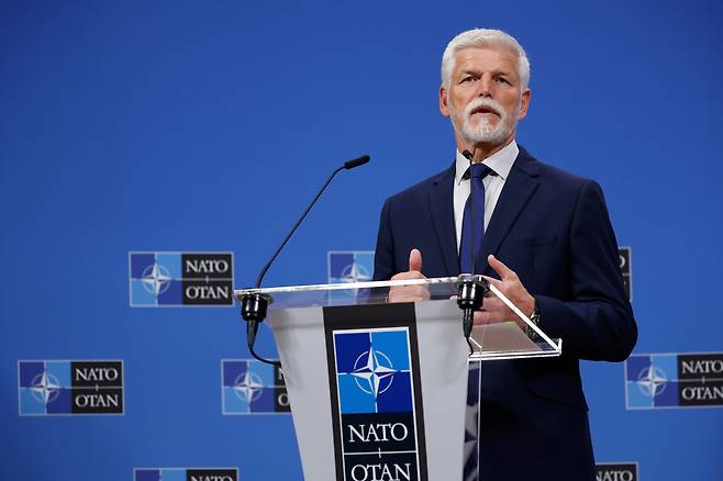 <YONHAP PHOTO-4959> FILE - Czech Rebublic's President Petr Pavel addresses a media conference at NATO headquarters in Brussels, Wednesday, May 21, 2025. (AP Photo/Omar Havana, file) FILE PHOTO/2025-08-12 23:59:16/<저작권자 ⓒ 1980-2025 ㈜연합뉴스. 무단 전재 재배포 금지, AI 학습 및 활용 금지>
