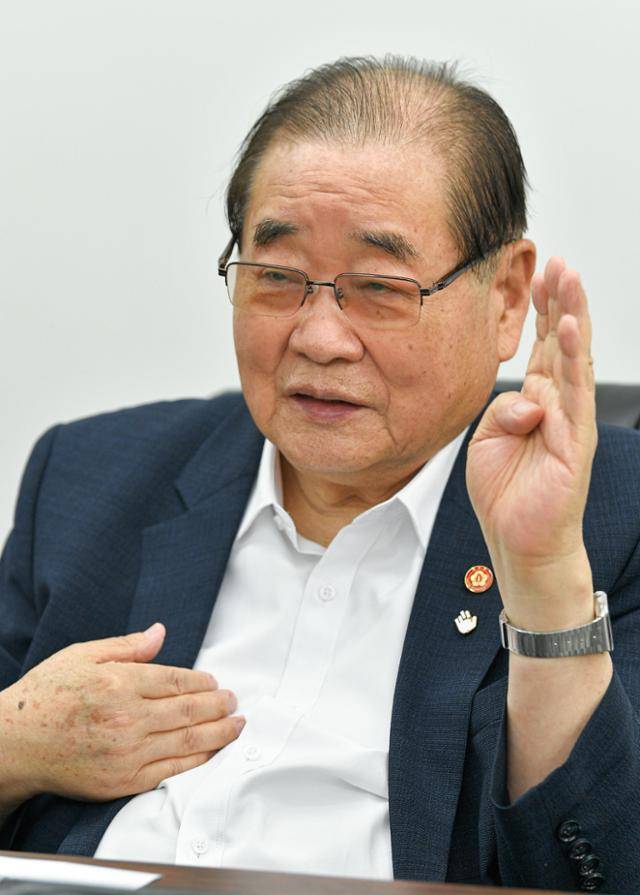 이종찬 광복회 회장이 지난달 29일 서울 종로구 광복 80년 기념사업회추진위원회 사무실에서 본보와 인터뷰를 하고 있다. 남동균 인턴기자