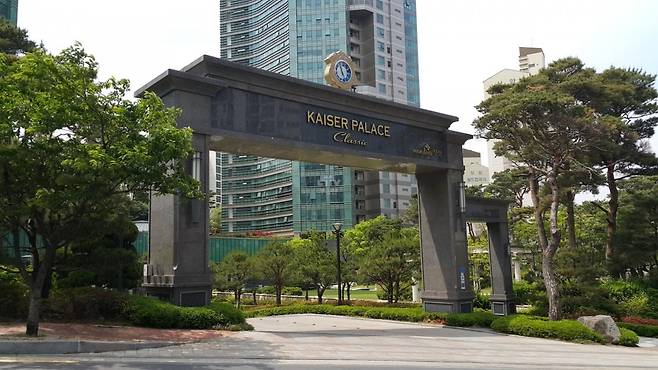 서울 마포구 상암동 카이저팰리스