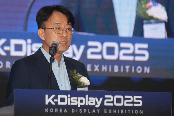 'K-디스플레이 2025 한국디스플레이산업전시회'에서 환영사를 하고 있는 이청 삼성디스플레이 대표이사. 연합뉴스