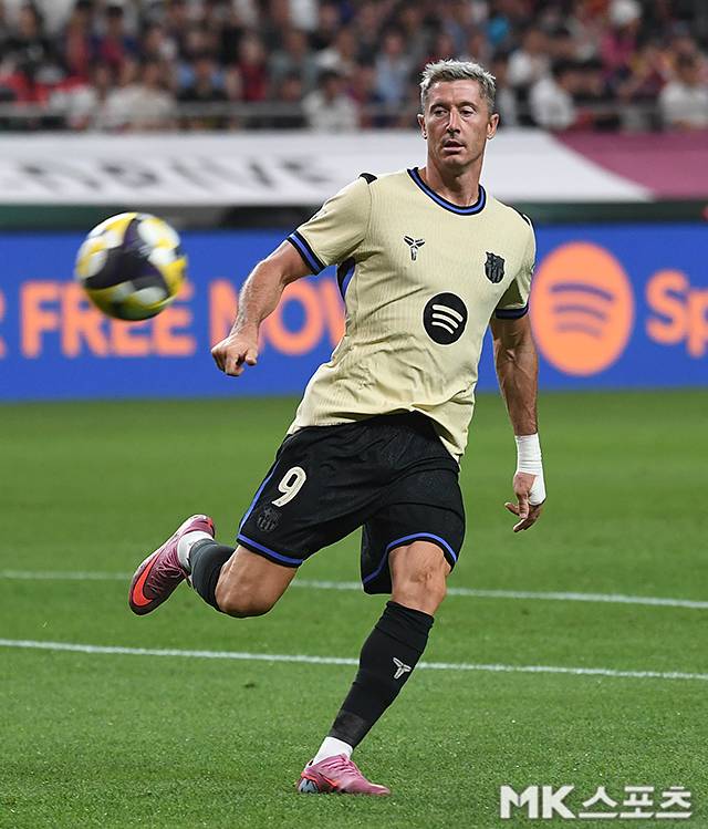 FC 바르셀로나 스트라이커 로베르토 레반도프스키. 사진=천정환 기자