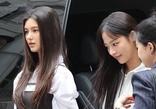 걸그룹 뉴진스와 소속사 어도어 간의 전속계약 분쟁의 합의가 불발됐다. 사진=연합뉴스