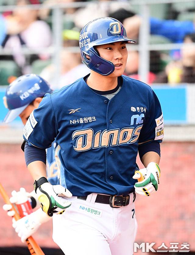 김주원은 14일 잠실 두산전에서 맹타를 휘둘렀다. 사진=김영구 기자