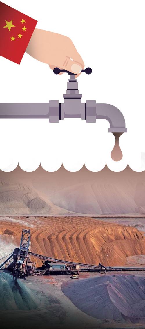 전 세계 희토류 생산량의 약 70%를 차지하는 중국에 위치한 한 희토류 광산에서 채굴 작업이 진행되는 모습.  그래픽 = 권호영 기자, 연합뉴스