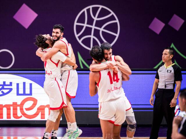 승리에 기뻐하는 이란 선수들. /FIBA 제공