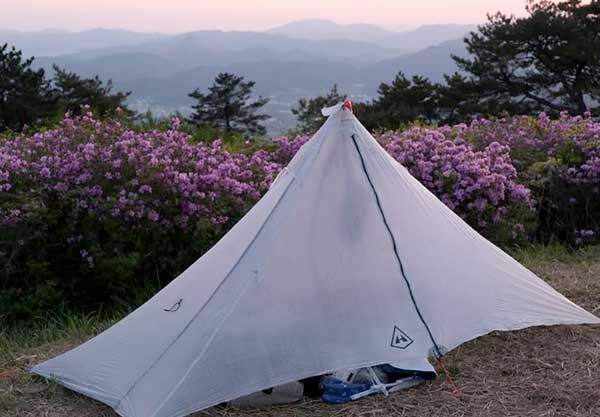 김혜연씨가 백패킹 때 설치했던 동일 브랜드 티피텐트.