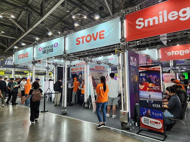 - BIC 메인 스폰서 스마일게이트의 스토브인디가 나왔다&nbsp;