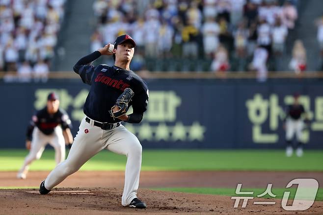 롯데 자이언츠 투수 이민석. 2025.7.20/뉴스1 ⓒ News1 이승배 기자