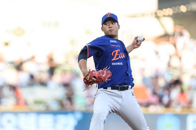 한화 김기중이 15일 창원 NC전에서 호투하고 있다. 사진 | 한화 이글스