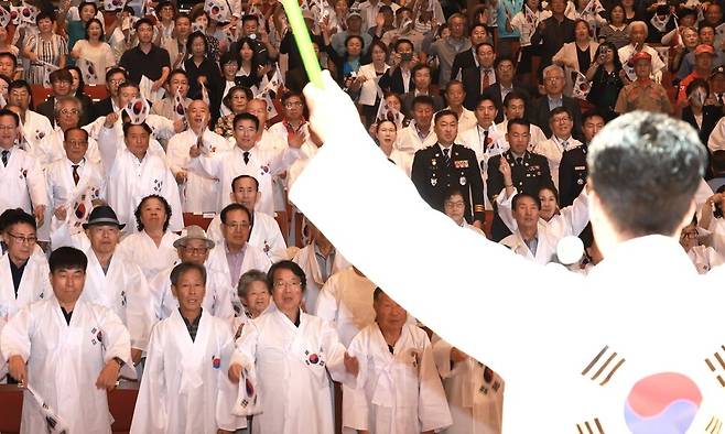 광복절인 15일 충북 청주 예술의전당에서 광복 80돌 경축 행사가 열렸다. 충북도 제공