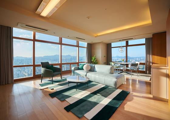 The interior of a unit at Classic 500 retirement community complex in eastern Seoul. [THE CLASSIC 500]