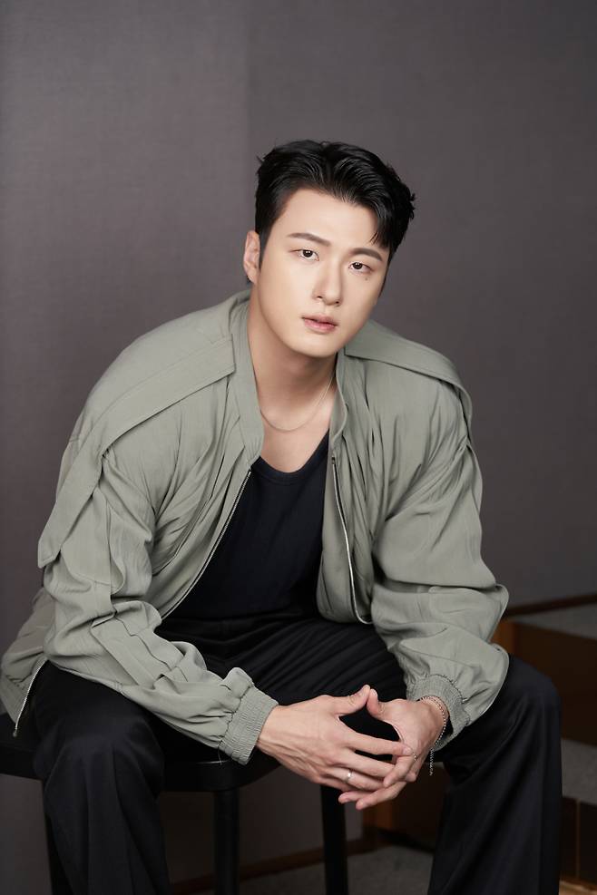 배우 신승호. 트리플픽쳐스 제공