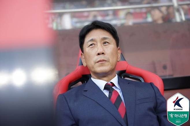 [서울=뉴시스]K리그1 포항 박태하 감독. (사진=한국프로축구연맹 제공)