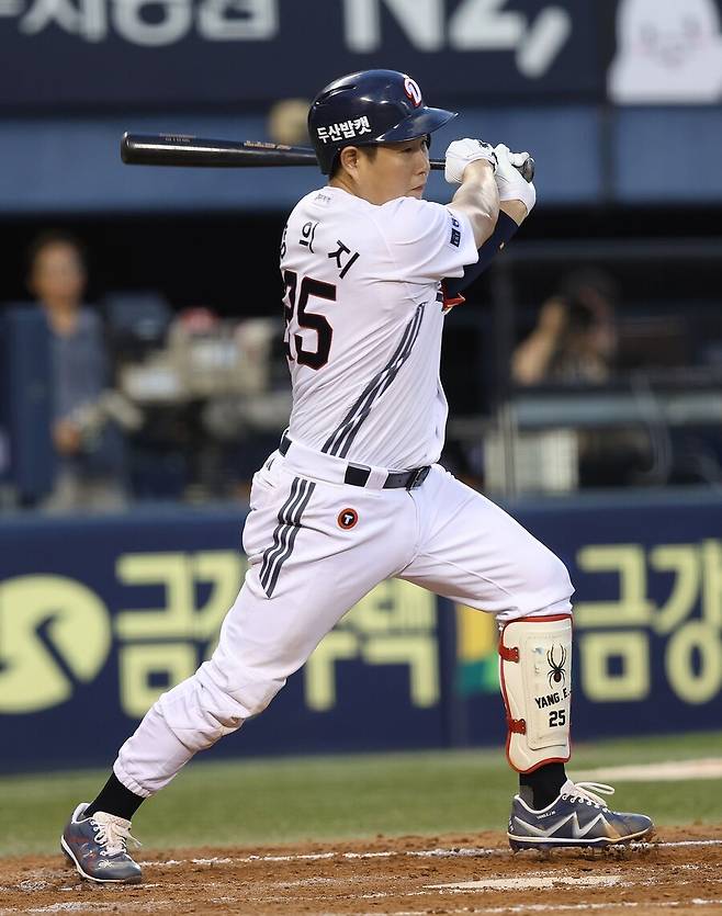 ▲ 맹타를 터뜨리며 분전한 양의지 ⓒ두산베어스