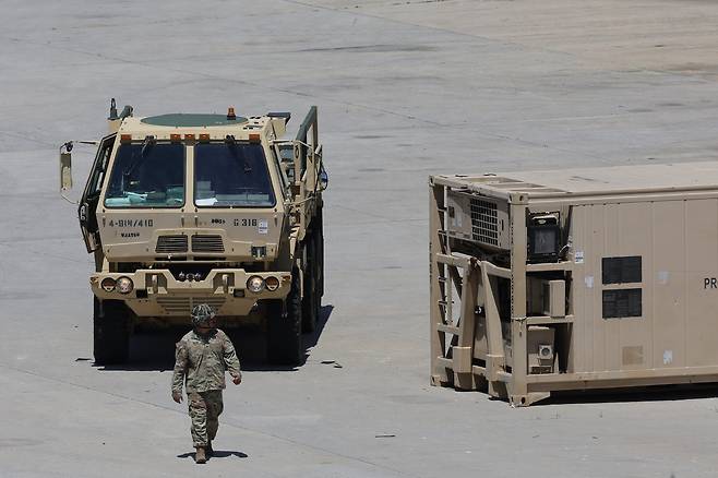 지난 7월 10일 경기 동두천시 주한미군 기지에서 미군 차량이 대기하고 있다. 연합뉴스