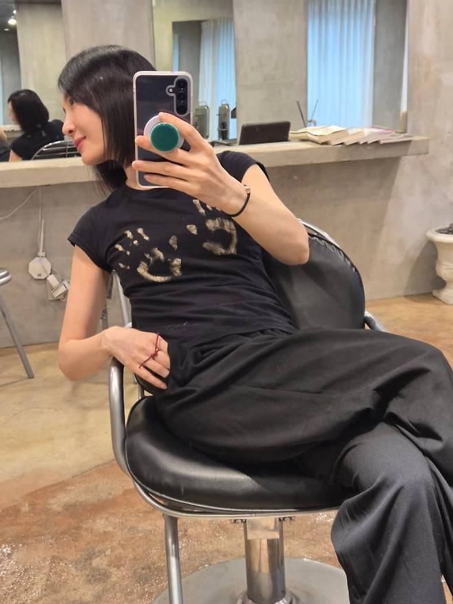 사진 = 채시라 인스타그램