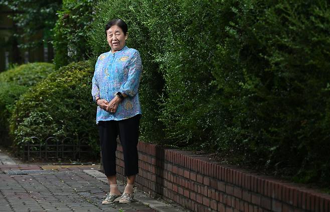독립운동가 차도선 선생의 손녀 차옥겸 선생이 14일 오후 서울 양천구의 자택 앞에서 헤럴드경제와 인터뷰에 앞서 포즈를 취하고 있다. 임세준 기자