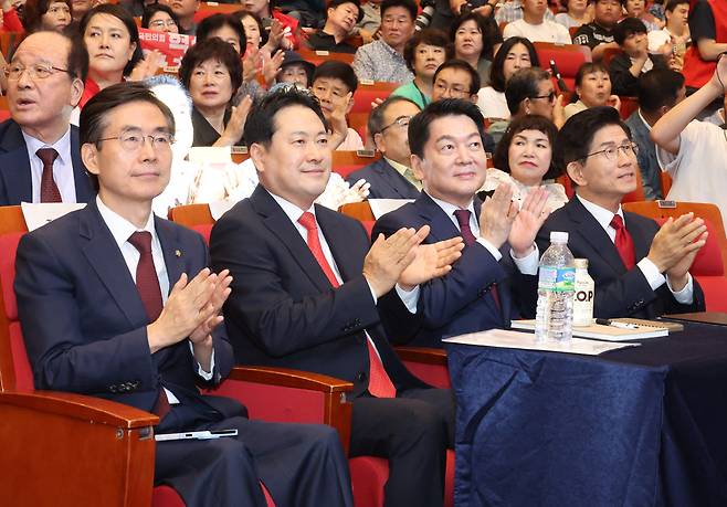 국민의힘 당권 주자, 왼쪽부터 조경태, 장동혁, 안철수, 김문수 후보. /연합뉴스.