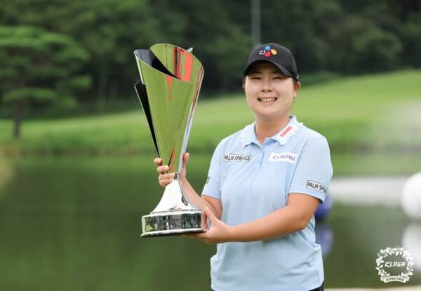 신기록을 세우며 우승한 홍정민. 사진 | KLPGA