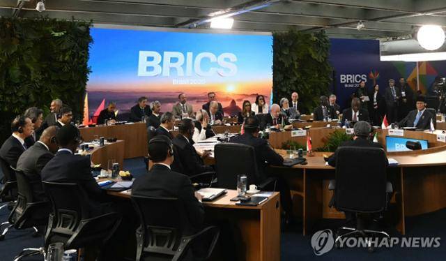 지난달 6일 브라질 리우데자네이루에서 열린 제17차 브릭스 정상회의 모습. 리우데자네이루=AFP 연합뉴스