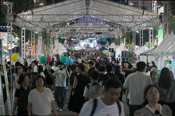 대전0시축제에 몰려든 인파 [사진=대전시]