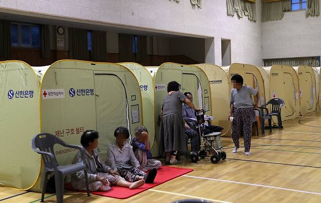 충남 예산 삽교중 임시대피소 [촬영 한종구 기자]