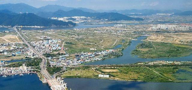 상공에서 바라본 부산 강서구 에코델타시티. 김경현 기자 view@