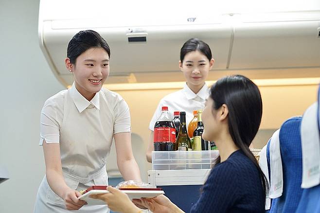 광주여대 항공서비스학과 실습 모습. 광주여대 제공