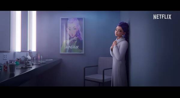 사진='골든' 뮤직비디오 영상 캡처