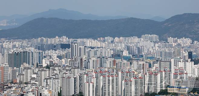 서울 남산에서 바라본 서울 시내 아파트 모습. (자료사진)/뉴스1 ⓒ News1 권현진 기자