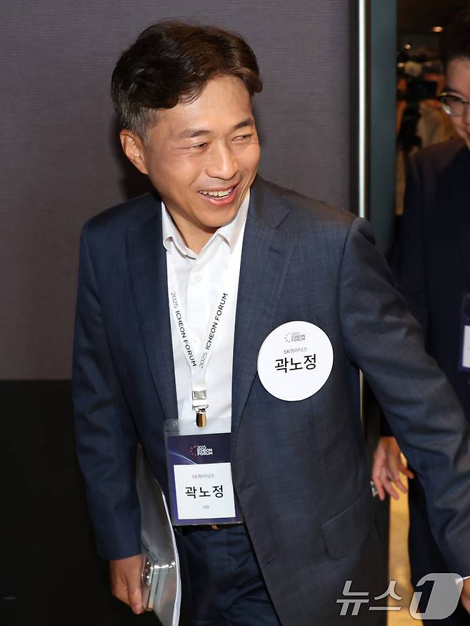 곽노정 SK하아닉스 대표이사 사장이 18일 오전 서울 광진구 워커힐 호텔에서 열린 '이천포럼 2025'에 참석하고 있다. 2025.8.18/뉴스1 ⓒ News1 황기선 기자