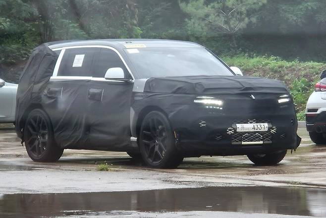 사진 : 제네시스 GV90 테스트카 (출처=보배드림)