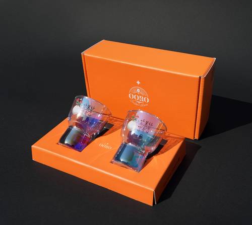 오오로 '달항아리'와 '굽소주잔'.