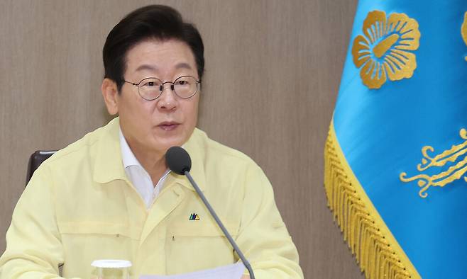 이재명 대통령이 18일 오전 서울 용산 대통령실 청사에서 열린 제1회 을지국무회의 및 제37회 국무회의에서 머리발언을 하고 있다. 김태형 기자 xogud555@hani.co.kr