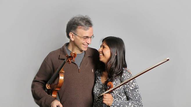 Gil Shaham (left) and Adele Anthony (Sejong Soloists)