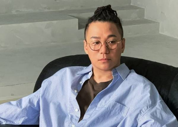 가수 윤민수가 이혼한 전처와 여전히 한 집에서 사는 근황을 공개했다. 사진은 가수 윤민수 모습. /사진=윤민수 인스타그램 캡처