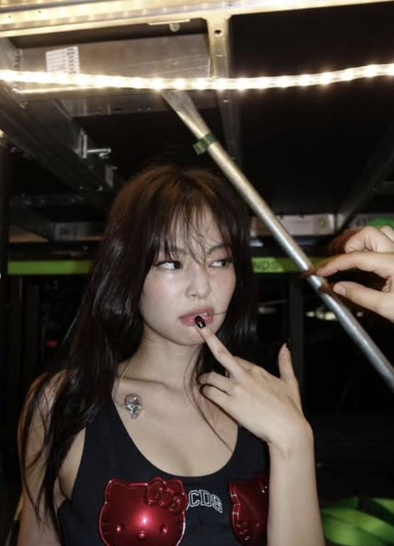 제니 소셜 계정 캡처