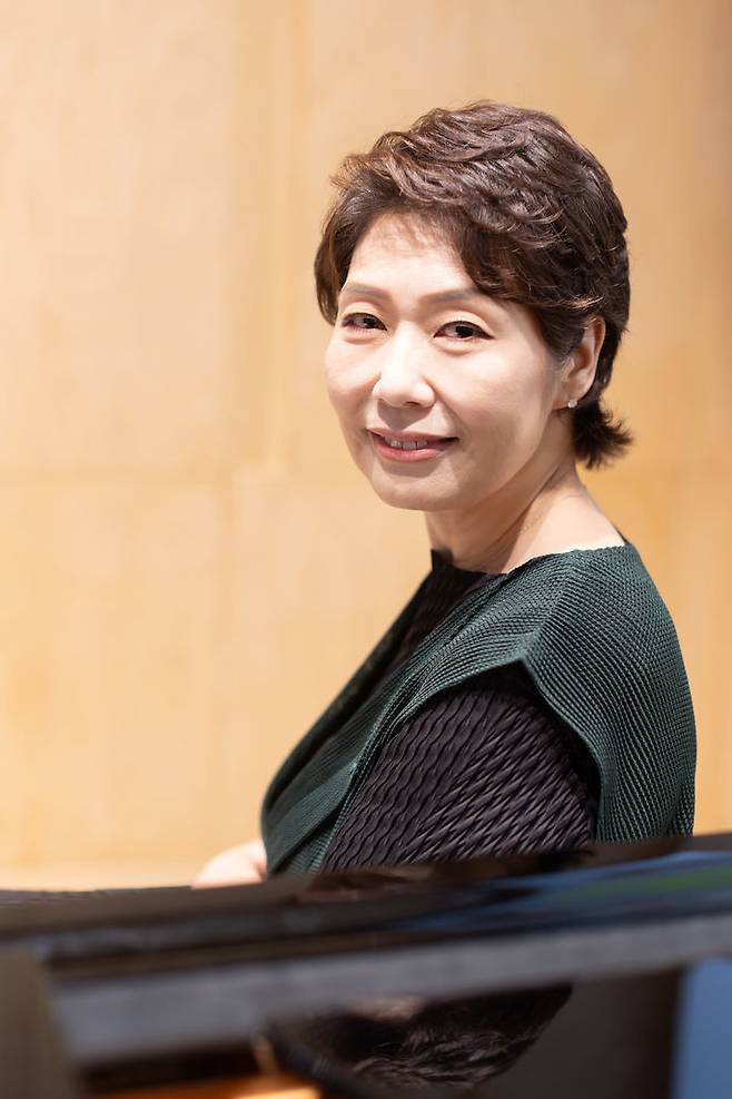 [서울=뉴시스] 피아니스트 백혜선이 18일 서울 종로구 종로아트홀에서 기자들과 만났다. (사진=H2아트앤컬쳐 제공) 2025.08.18. photo@newsis.com *재판매 및 DB 금지