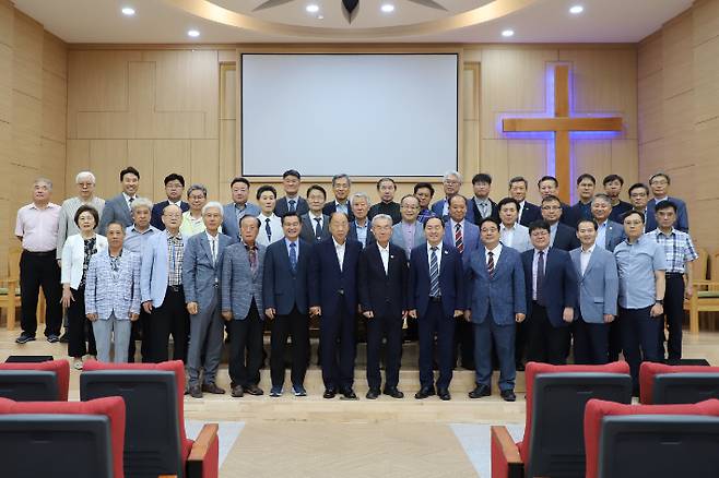 경주시성시화운동본부는 지난 14일 경동노회 대강당에서 창립총회를 개최했다. 유상원 아나운서