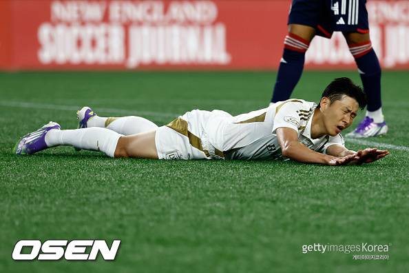 FOXBOROUGH, MA - AUGUST 16: during the second half at Gillette Stadium on August 16, 2025 in Foxborough, Massachusetts.(Photo By Winslow Townson/Getty Images)