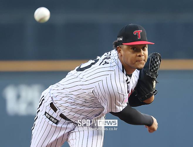 ▲ 토론토와 마이너리그 계약을 하고 메이저리그 재진입에 도전하는 엘리에이저 에르난데스 ⓒ곽혜미 기자