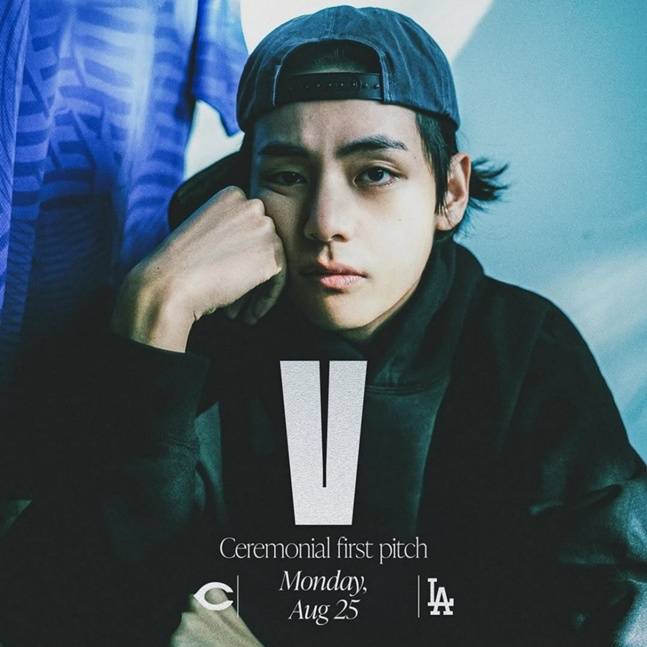 LA다저스가 소셜미디어에 올린 방탄소년단 뷔의 시구 소식 사진