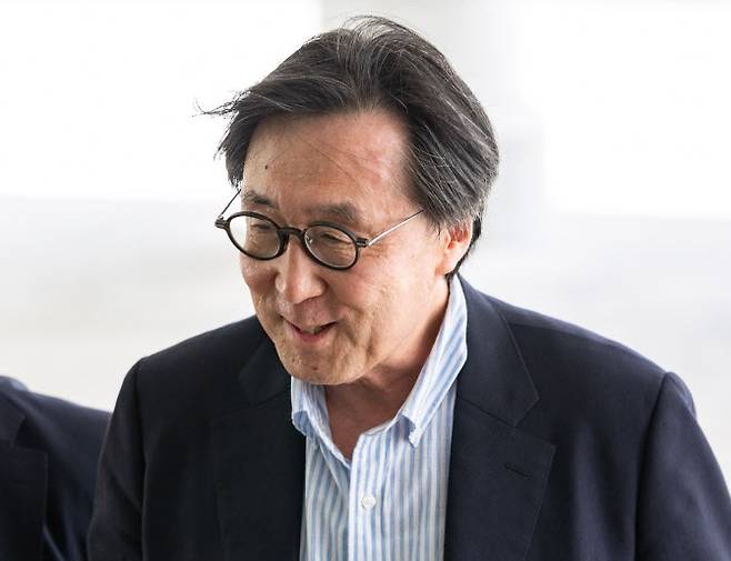 장호진 전 대통령실 외교안보특별보좌관이 19일 오후 서울 서초구 서울고등검찰청에 마련된 조은석 내란특검 사무실로 조사를 받기 위해 출석하고 있다. (사진=뉴시스)