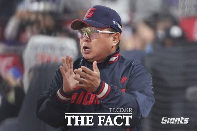 김태형 롯데 자이언츠 감독은 현역 사령탑으론 가장 많은 한국시리즈 3회 우승을 기록하고 있다. /롯데 자이언츠